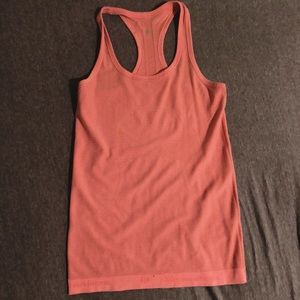 Lululemon workout tank